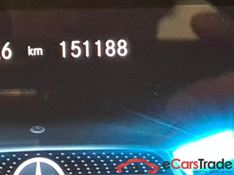 MERCEDES-BENZ CLA-klasse 200D  Bns Sol. Luxury AUT #4