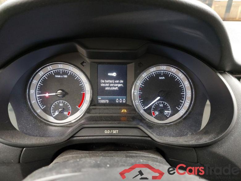 Skoda Octavia Combi 1.6 CRTDI GreenTec 85kW Ambition 5d #6