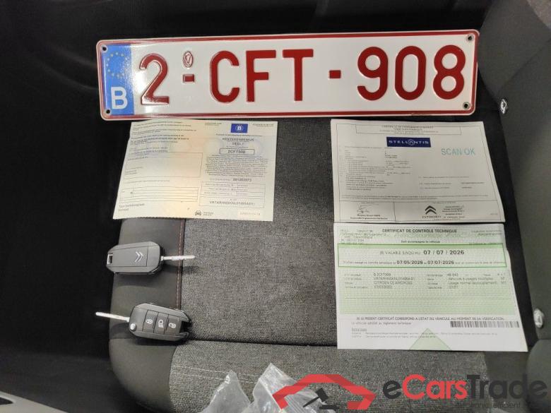 Citroën C5 Aircross 1.2 PureTech 130 S&S MAN6 Live 5d #4