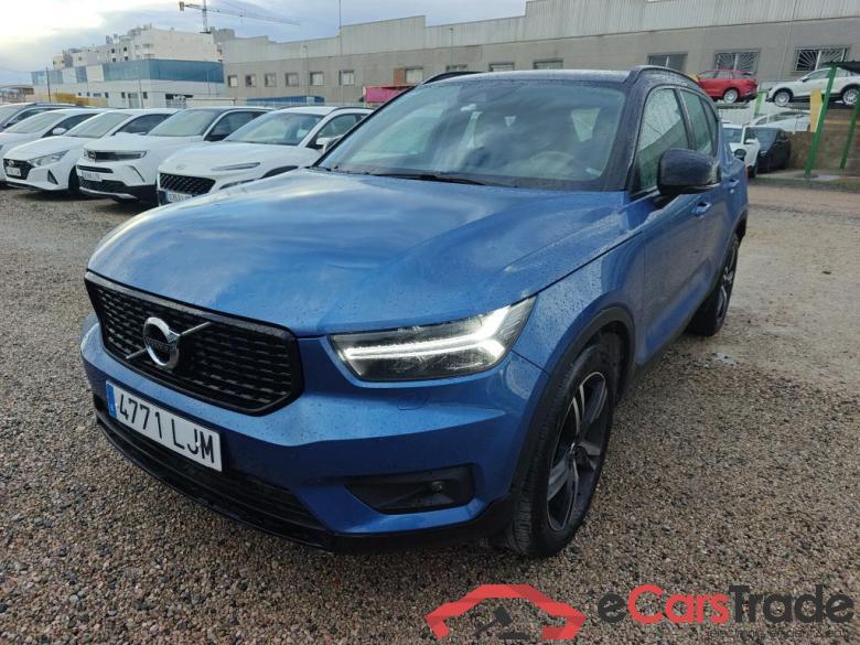 VOLVO XC40 / 2017 / 5P / todoterreno 1.5 T3 R-Design Auto #1