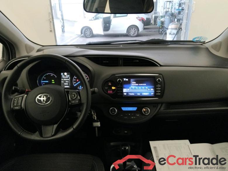 TOYOTA Yaris / 2017 / 5P / berlina con portón 1.5 100H Active #3