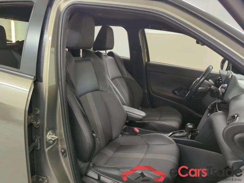 Toyota Yaris Cross 1.5 Hybrid Adventure Automaat 5d #3