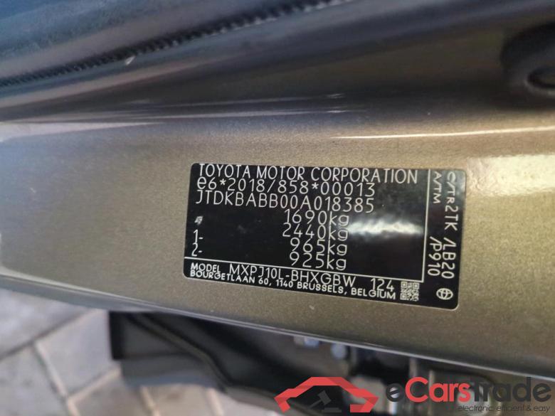 Toyota Yaris Cross 1.5 Hybrid Adventure Automaat 5d #6