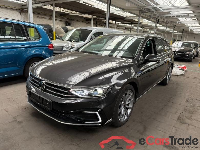 Passat Variant GTE 1.4 TSI 160KW AT6 E6d #1