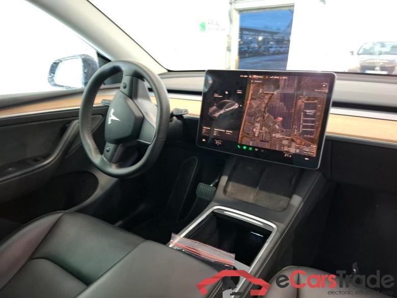 TESLA Model Y / 2020 / 5P / SUV Grand Autonomie Dual Motor AWD #6