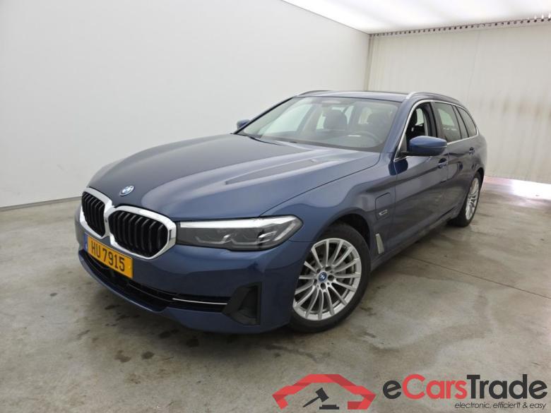 BMW 5 TOURING - 2020 530eA 184hp PHEV 5d #1