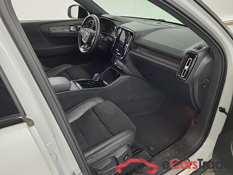 VOLVO XC40 Recharge P8 AWD 5D 300kW #6