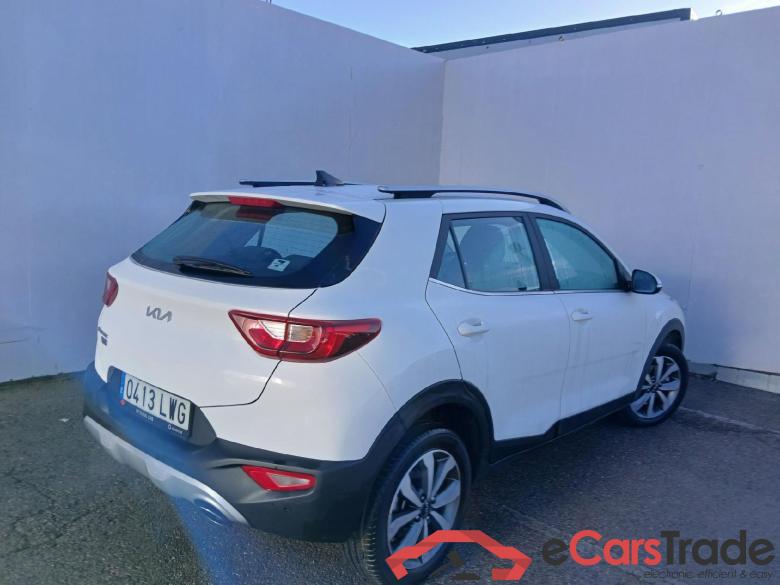 KIA Stonic / 2017 / 5P / todoterreno 1.0 T-GDi 74kW (100CV) MHEV iMT Drive #2