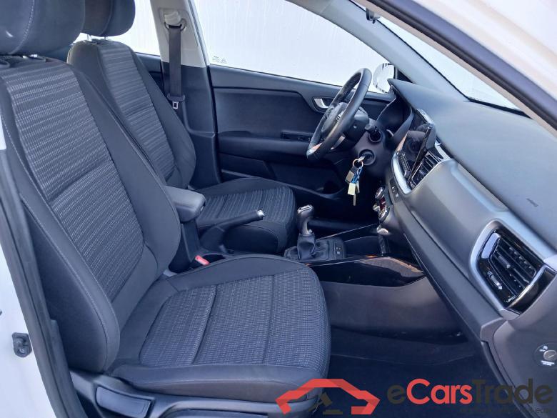 KIA Stonic / 2017 / 5P / todoterreno 1.0 T-GDi 74kW (100CV) MHEV iMT Drive #6