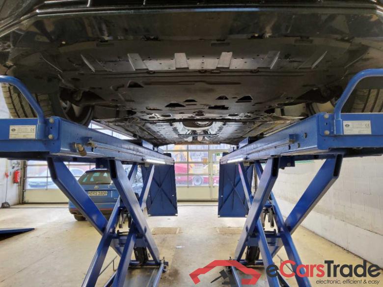 Volvo V60 Kombi (2018->) DE - Kb5 B5 (Benzin) AWD EU6d, Plus Dark Mild-Hybrid AWD (EURO 6d), 2021 - 2022 #5