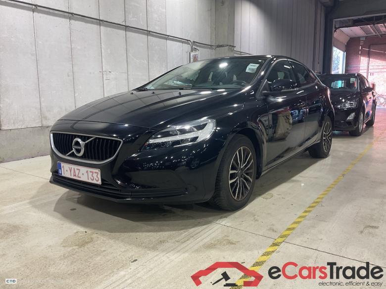 VOLVO V40 DIESEL - 2016 2.0 D2 Black Edition AdBlue (EU6d-TEMP) STOCK #1