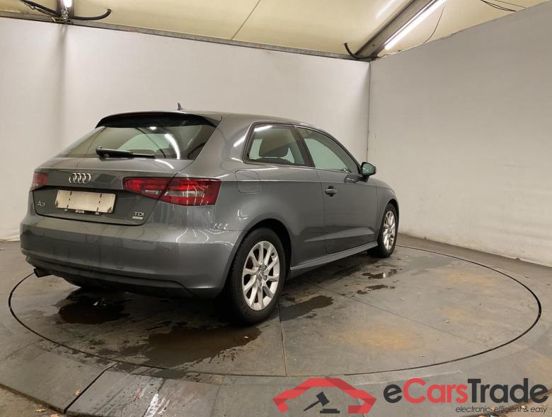 AUDI A3 Audi A3 3 portes Attraction 1.6 TDI ultra  81(110) kW(ch) 6 vitesses #2