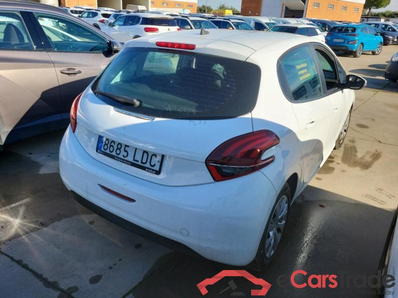 PEUGEOT 208 / 2019 / 5P / berlina con portón BlueHDi 73kW (100CV) Active #2