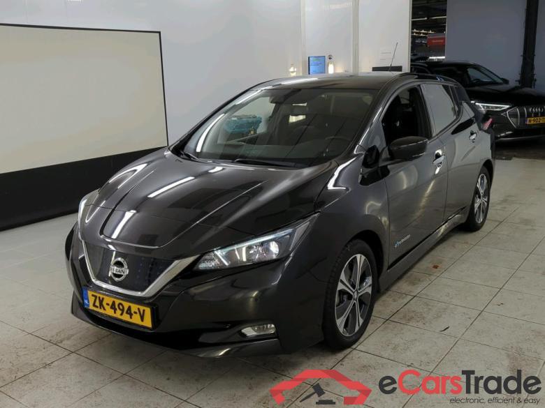 Nissan Leaf N-CONNECTA 40kWh 5d #1