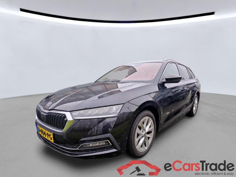 SKODA Octavia Combi 110 kW #1