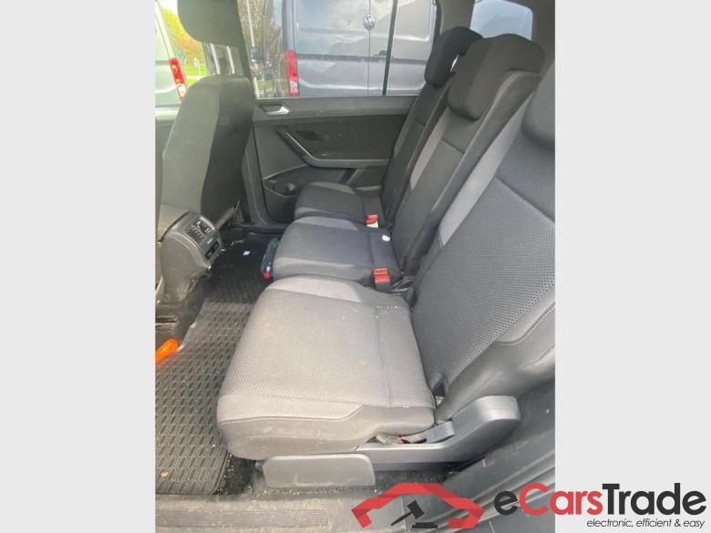 VOLKSWAGEN Touran Touran    Trendline 1.6 TDI SCR BlueMotion Technology 85 kW (115 pk) 6 versnellingen manueel #6