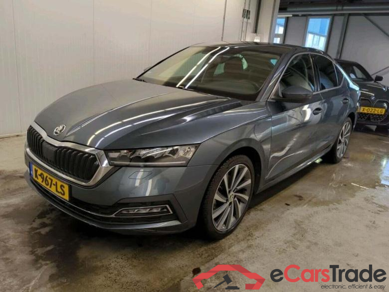 SKODA Octavia 1.0 e-TSI BnsEd.Plus