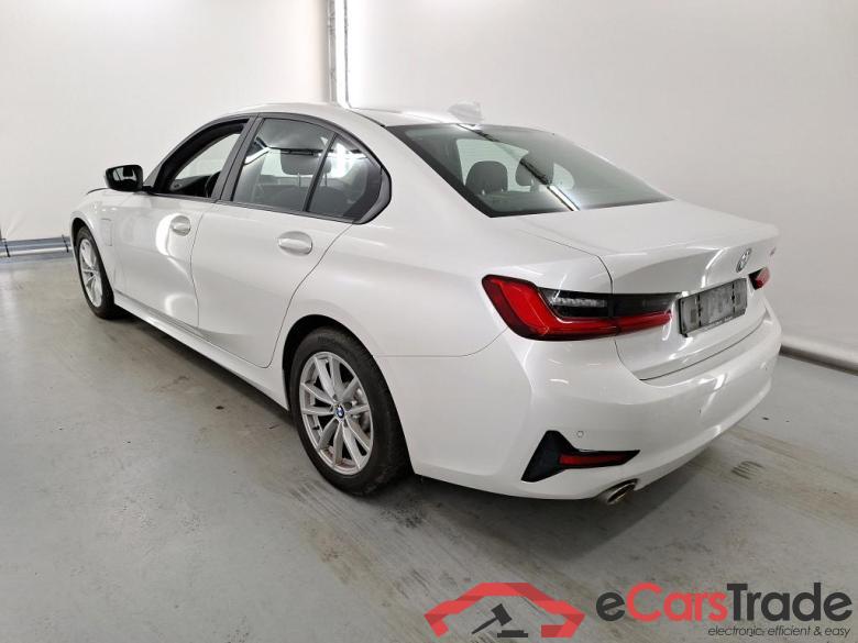 BMW 3 - 2019 330eA PHEV #3