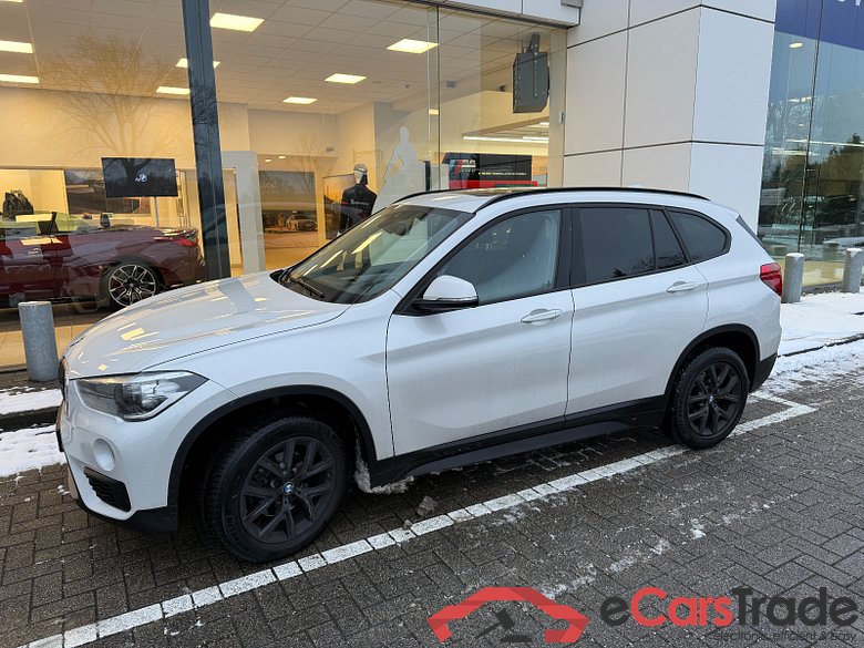 BMW X1 1.5 sDrive16d Pano Navi KeylessGo Klima PDC ...