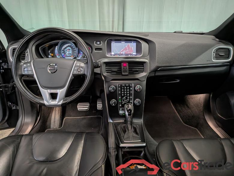 VOLVO V40 1.5 T3 Momentum #5