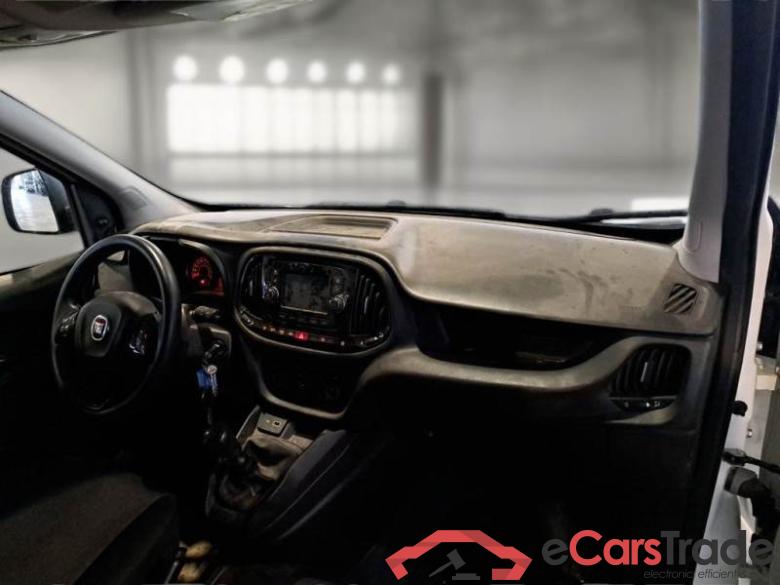 FIAT DOBLÒ CARGO / 2014 / 4P / VETT. FURGONATA MAXI LH1 LOUNGE 1.6 MJET 120CV E6D SeS #3