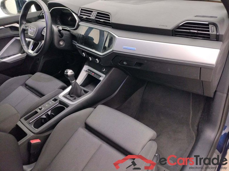 AUDI Q3 Sportback 35 TFSI Adv Edition #3