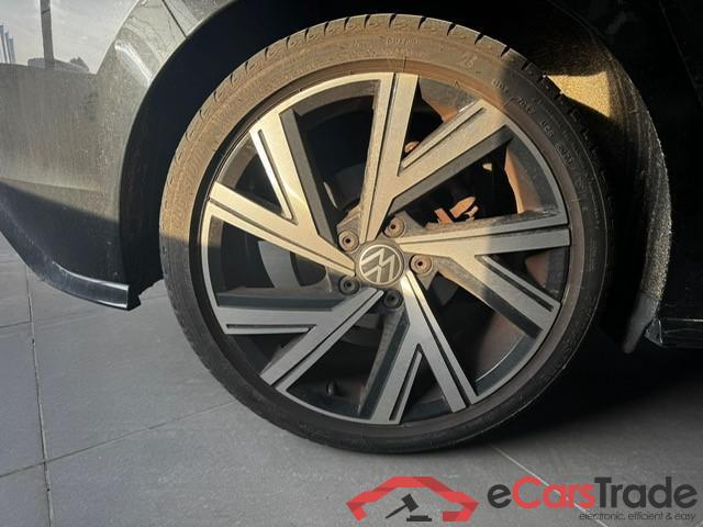 VOLKSWAGEN Golf VIII Golf R-Line Business Premium 1.0 eTSI  81 kW (110 pk) 7 versnellingen DSG #2
