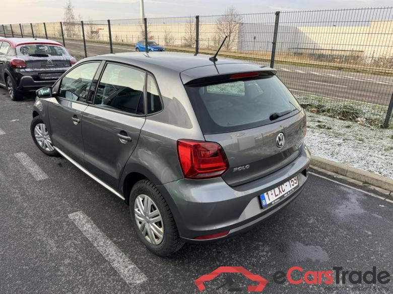 VOLKSWAGEN Polo Polo Trendline 1.0  BlueMotion Technology 55 kW (75 ch) 5 vitesses manuel #4