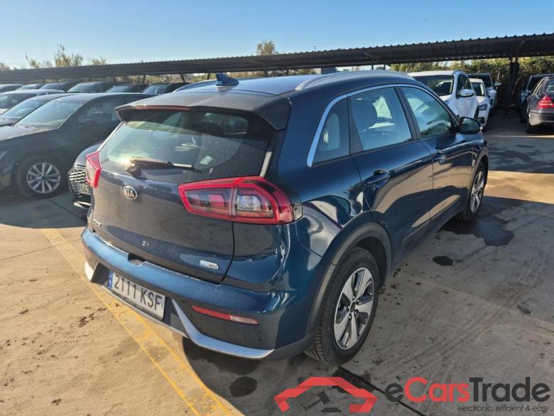 KIA Niro / 2016 / 5P / crossover 1.6 GDi Híbrido 104kW (141CV) Drive #2