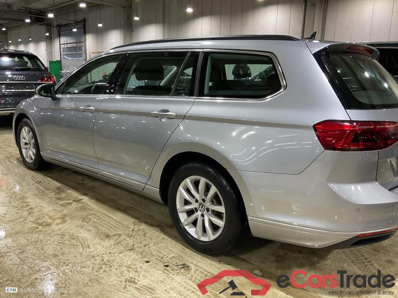 VOLKSWAGEN Passat 1.6 TDI SCR MSQ VARIANT STYLE BUSINESS #3