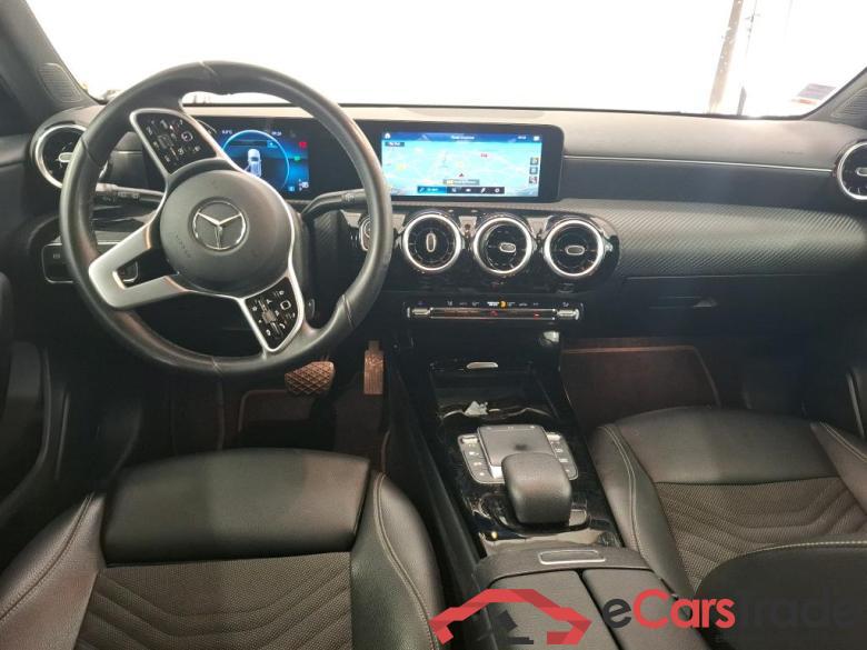 MERCEDES-BENZ Classe A Compact / 2018 / 5P / Berline A 200 d Business Line 8G-DCT #5