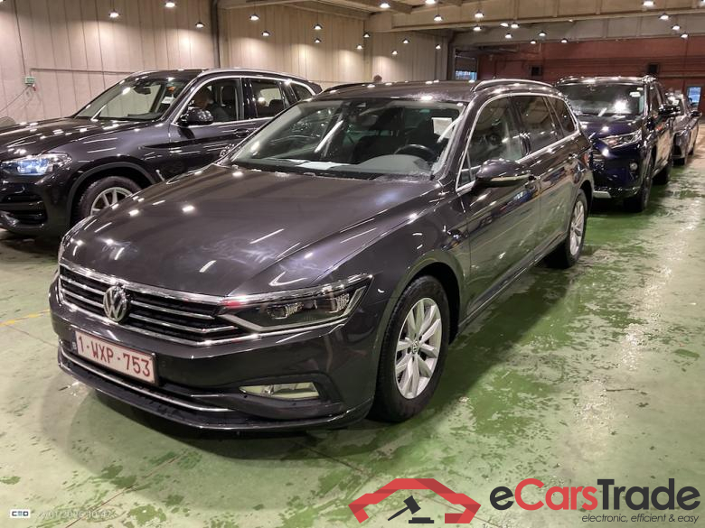 VOLKSWAGEN PASSAT VARIANT DIESEL - 2019 1.6 TDi SCR Style Business DSG
