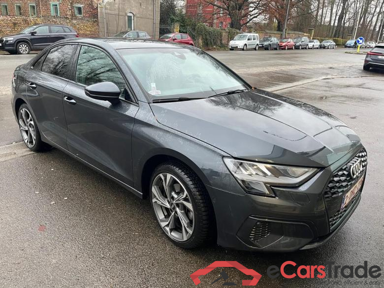 AUDI A3 Sedan Audi A3 Berline Attraction 35 TFSI  110(150) kW(ch) 6 vitesses