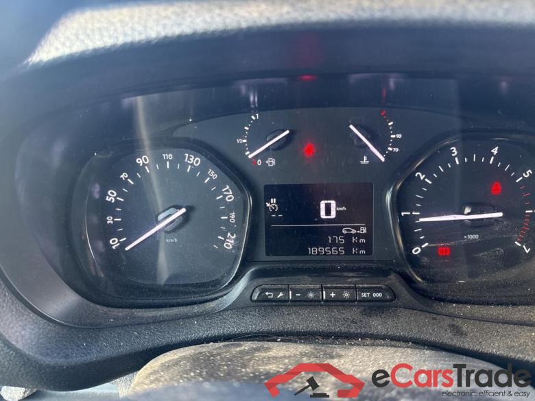 Expert Fourgon Premium L2 1.5 HDi 120CV BVM6 E6d #6