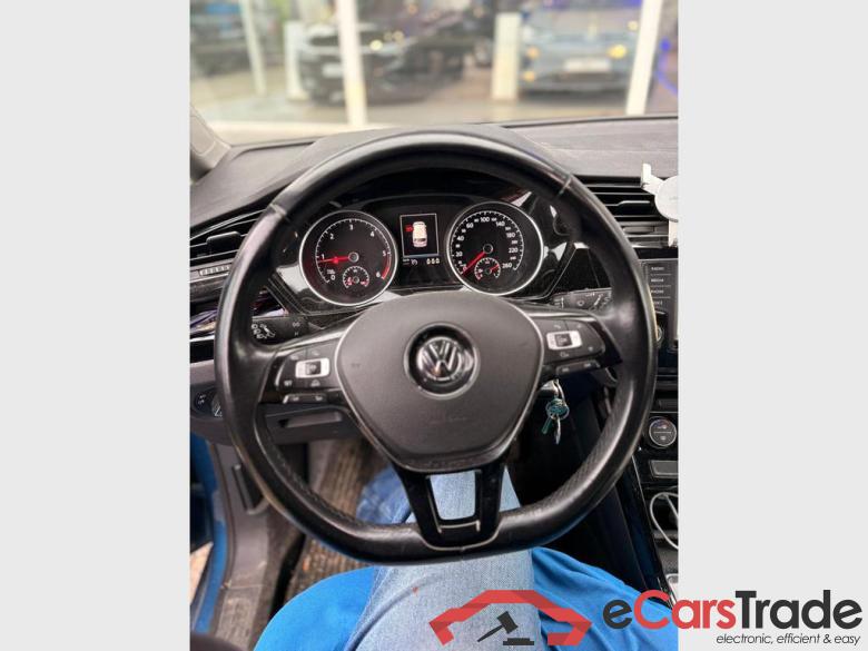 VOLKSWAGEN Touran Touran Highline BlueMotion Technology 2.0 l TDI SCR 110 kW (150 PS) 6-speed dual-clutch transmission DSG #5