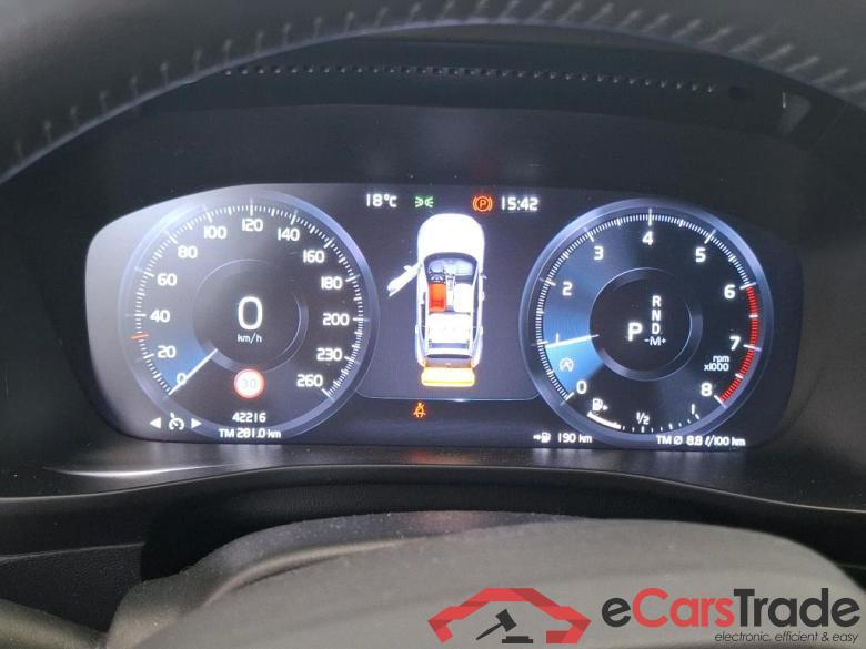 XC40 Momentum 2WD 1.5 130CV BVA8 E6d #6