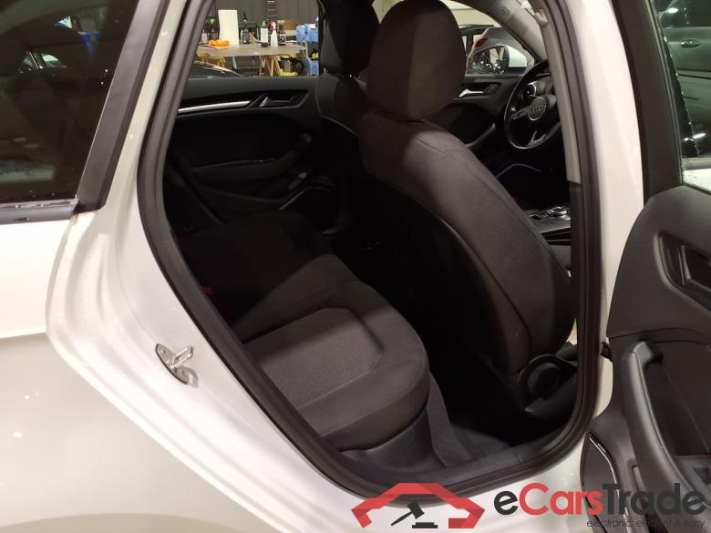 AUDI A3 SPORTBACK DIESEL - 2017 35 TDi Business Ed. S tronic (EU6d-TEMP) STOCK #5