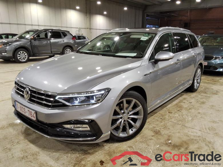 VOLKSWAGEN PASSAT VARIANT DIESEL - 2019 2.0 TDi SCR Elegance Business DSG