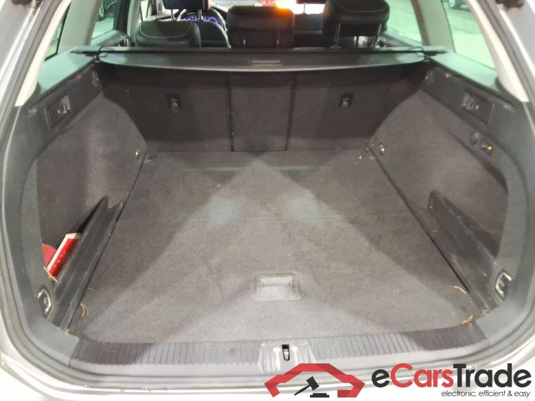 VOLKSWAGEN PASSAT VARIANT DIESEL - 2019 2.0 TDi SCR Elegance Business DSG #3