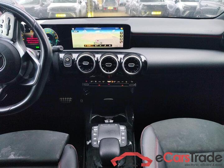 Mercedes A 250e Plug-In Hybrid AMG Aut. LED-Xenon Widescreen Navi 1/2 Sport-Leather KeylessGo Camera Klima PDC ... #6