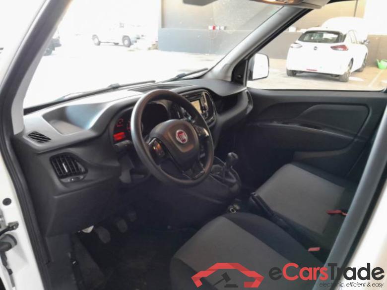 FIAT DOBLÒ CARGO / 2014 / 4P / VETT. FURGONATA CH1 LOUNGE 1.6 MJET 105CV E6D SeS #3