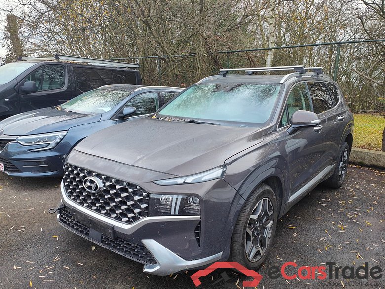 Hyundai Santa Fe 1.6 T-GDi Plug-in Hybrid 4x4 Shine Aut. 5d !!! Damaged Car !!! Enkel IB 2 aanwezig !!! #1