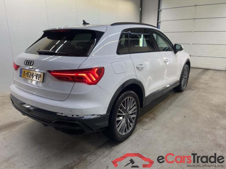 AUDI Q3 45 TFSI e S edition #2
