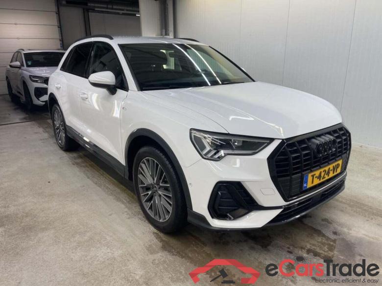 AUDI Q3 45 TFSI e S edition #5