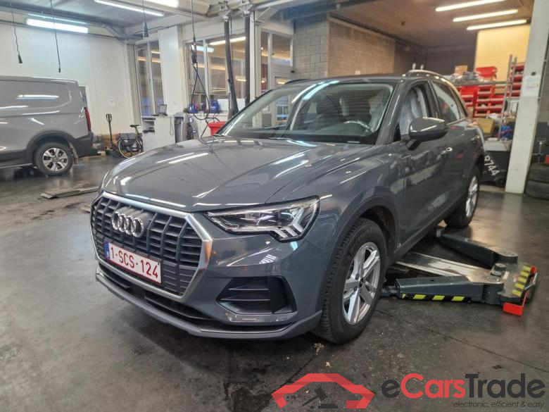 AUDI Q3 Audi Q3 Business Edition Attraction 35 TFSI 110(150)kW(pk) S tronic