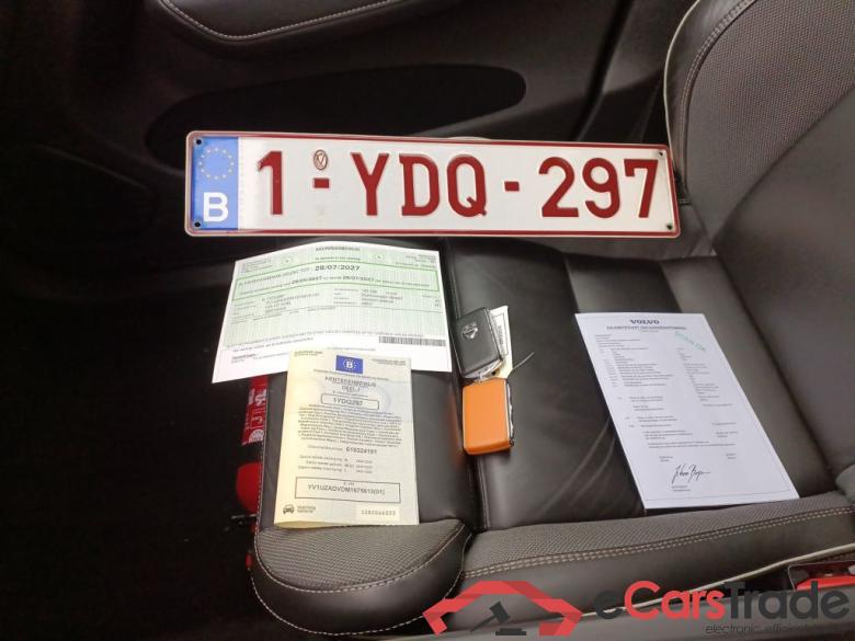 Volvo XC60 D4 120kW Geartronic R-Design 5d #4