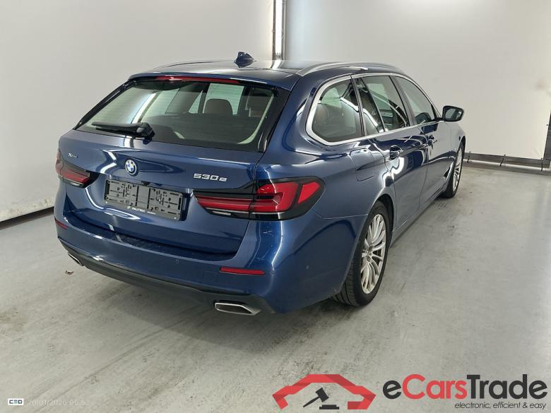 BMW 5 SERIES TOURING 2.0 530E 200KW XDRIVE AUTO TOURING #4