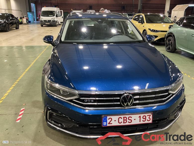 VOLKSWAGEN PASSAT VARIANT 1.4 TSI MSQ VARIANT GTE BUSINESS #2