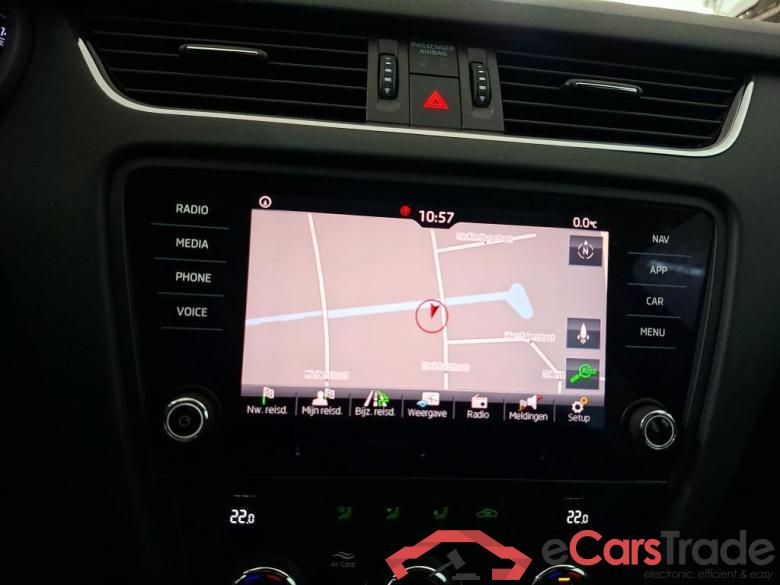 SKODA Octavia Combi 85 kW #3