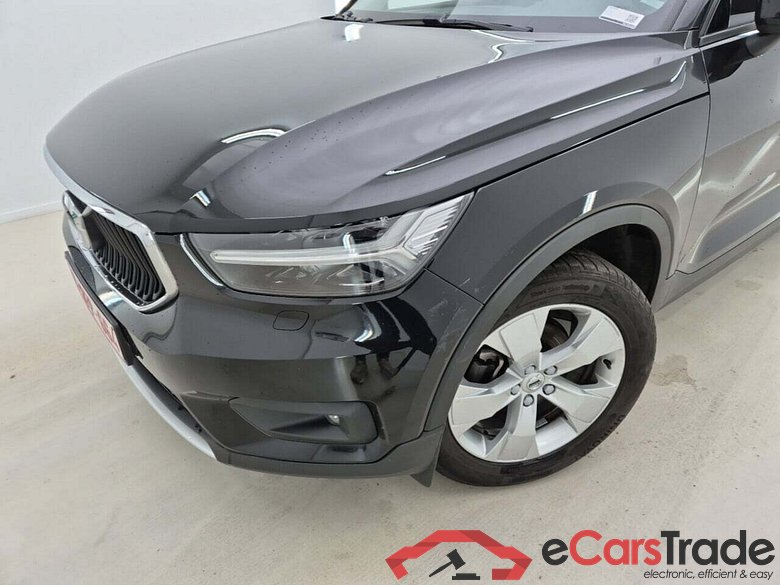VOLVO XC40 T3 MOMENTUM PRO #4